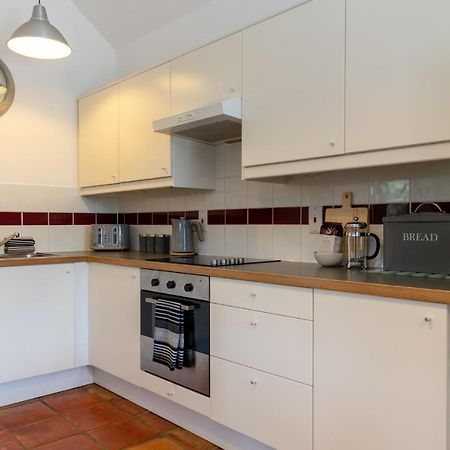 Buff Lodge Tackley エクステリア 写真